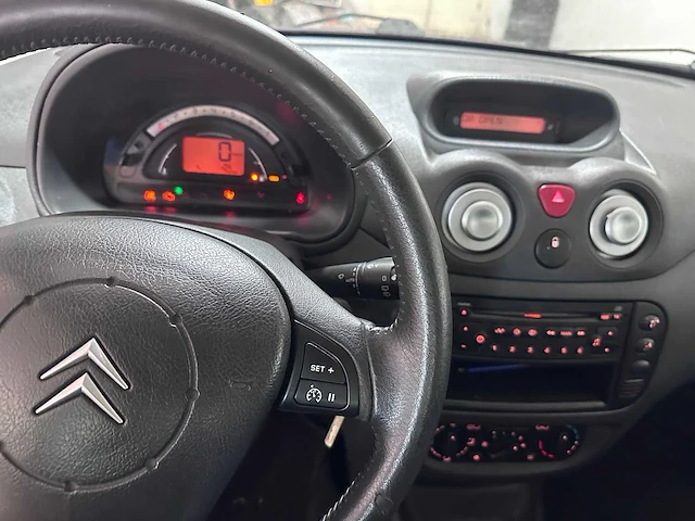 Citroen - c3 - 1.4i différence - 18-nz-gg - afbeelding 15 van  16