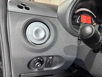 Citroen - c3 - 1.4i exclusive - 53-nk-jh - afbeelding 4 van  20