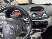 Citroen - c3 - 1.4i ligne prestige - 49-nt-rj - afbeelding 10 van  18