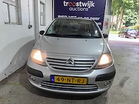 Citroen - c3 - 1.4i ligne prestige - 49-nt-rj - afbeelding 8 van  18
