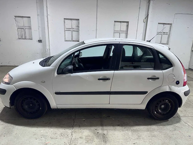 Citroen - c3 - 1.4i prestige cng - 76-xr-tz - afbeelding 10 van  17