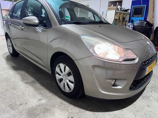 Citroen - c3 - 1.6 dynamique - 31-kzv-3 - afbeelding 15 van  18