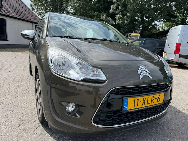 Citroen - c3 - 1.6 ehdi collection - personenauto - afbeelding 31 van  35