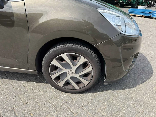 Citroen - c3 - 1.6 ehdi collection - personenauto - afbeelding 32 van  35
