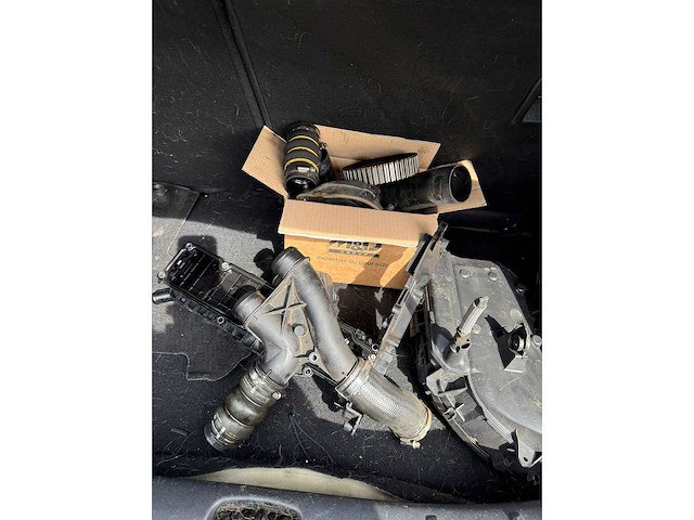 Citroen - c3 - 1.6 ehdi collection - personenauto - afbeelding 8 van  35