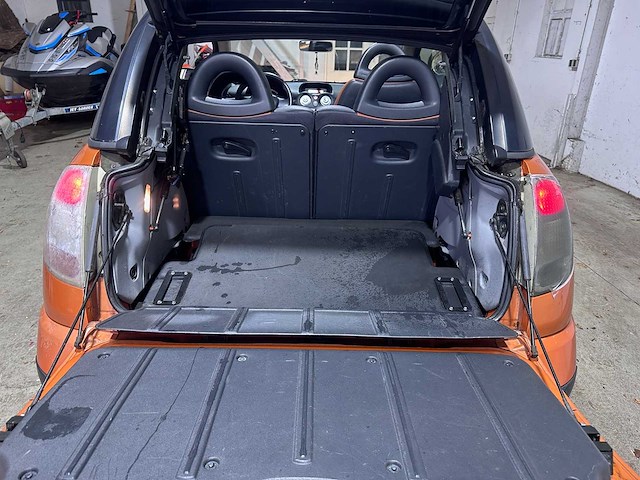 Citroen - c3 pluriel - 1.4i - 79-rg-sf - afbeelding 8 van  21