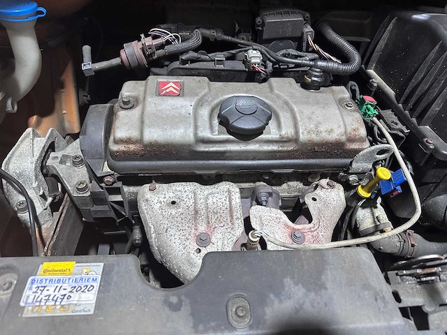 Citroen - c3 pluriel - 1.4i - 79-rg-sf - afbeelding 13 van  21