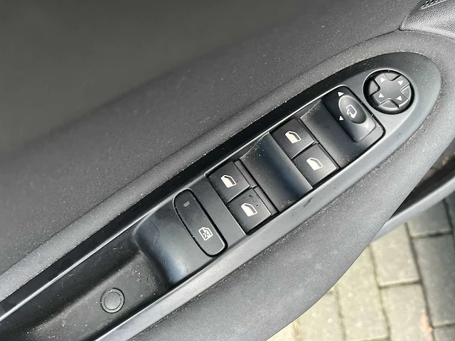 Citroen - c4 - 1.2 turbo feel collection - car - 2016 | tt-573-z - afbeelding 2 van  25