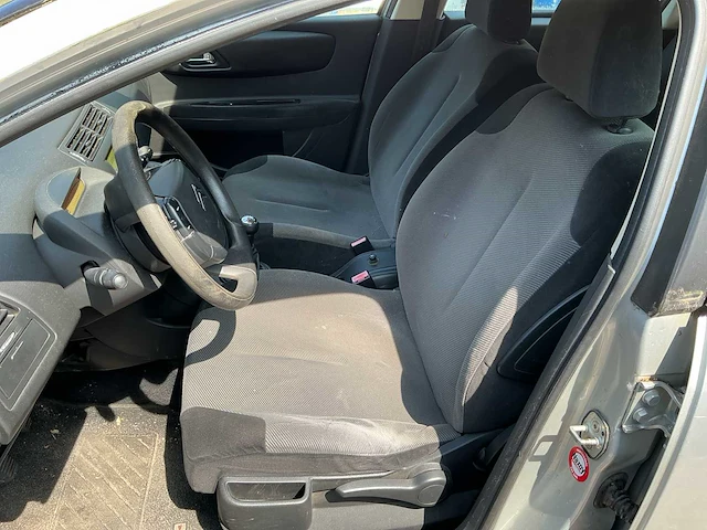 Citroen - c4 - 1.4-16v l. prestige - personenauto - afbeelding 22 van  22