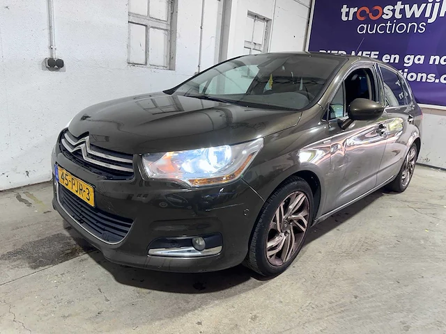 Citroen - c4 - 1.6 vti exclusive - 45-pjr-3 - afbeelding 1 van  21