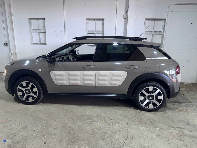 Citroen - c4 cactus - 1.2 vti feel - tj-485-f - afbeelding 12 van  20