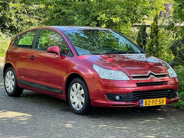 Citroen - c4 coupé - 1.6-16v vtr - 82-pz-sr - 2005 - afbeelding 9 van  12