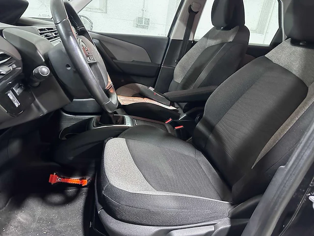 Citroen - c4 picasso - 1.2 puret. selection - nj-294-l - afbeelding 8 van  21