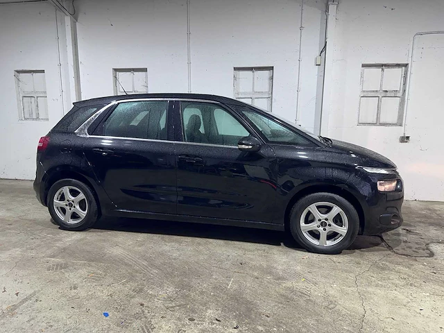 Citroen - c4 picasso - 1.2 puret. selection - nj-294-l - afbeelding 18 van  21