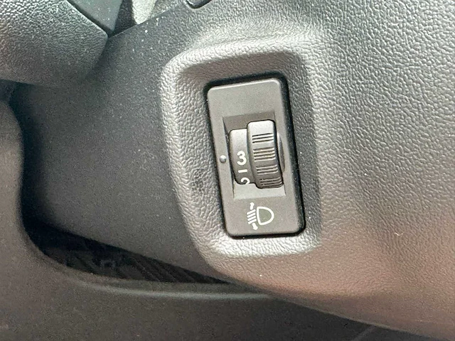 Citroen - c5 - 1.6 collection - 76-tzb-9 - 2012 - afbeelding 7 van  22