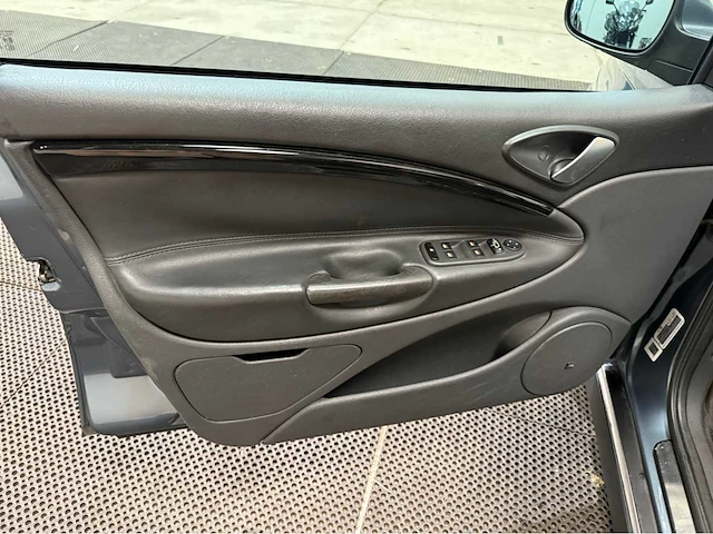 Citroen - c5 - exclusive - personenauto - 2007 - afbeelding 15 van  32