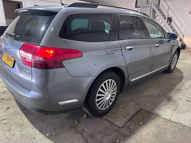 Citroen - c5 tourer - 2.0 hdif l. business automaat- 43-gnr-6 - afbeelding 5 van  19