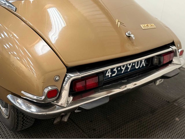 Citroen - ds - ds 21 - oldtimer - 1972 - afbeelding 27 van  34