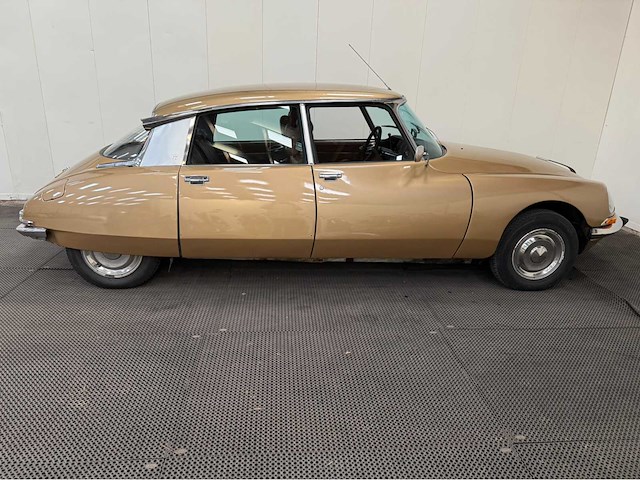 Citroen - ds - ds 21 - oldtimer - 1972 - afbeelding 29 van  34