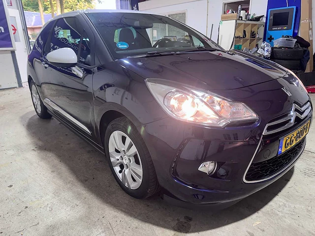 Citroen - ds3 - 1.2 puret. business - gg-807-f - afbeelding 14 van  17