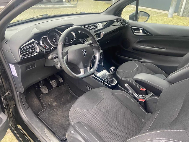 Citroen - ds3 - 1.2 vti business - car - afbeelding 4 van  22