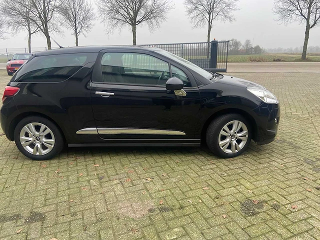 Citroen - ds3 - 1.2 vti business - car - afbeelding 18 van  22