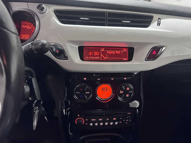 Citroen - ds3 - 1.6 so chic - car - afbeelding 5 van  18