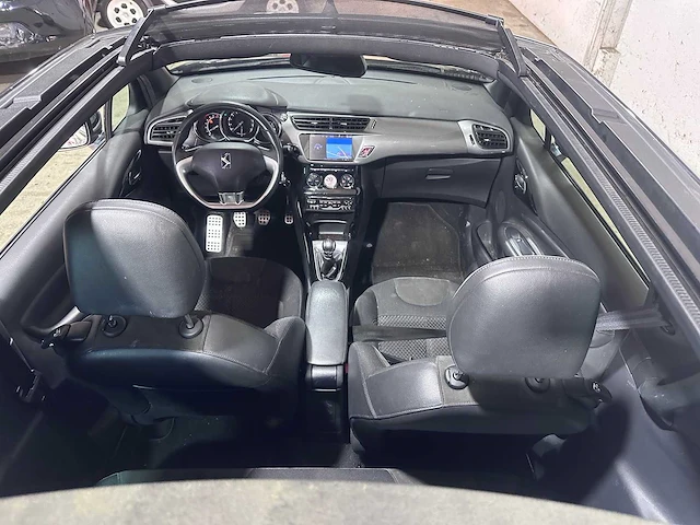 Citroen - ds3 cabrio - 1.2 vti so chic - 8-zvj-30 - afbeelding 14 van  15