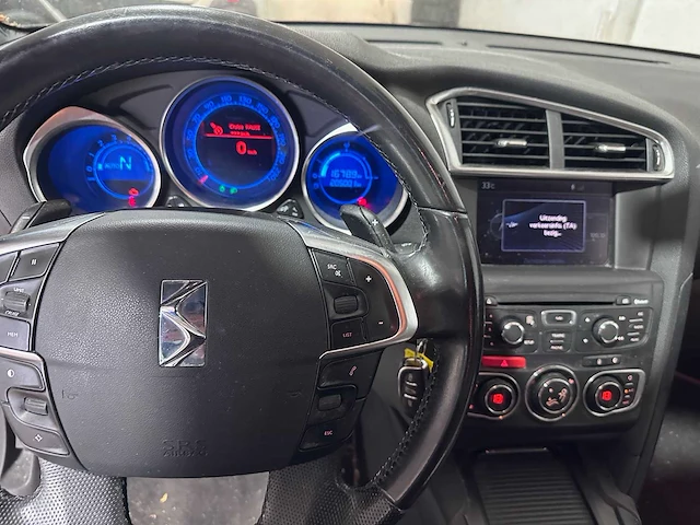 Citroen - ds4 - 1.6 thp so chic automaat- 72-sgk-7 - afbeelding 2 van  22