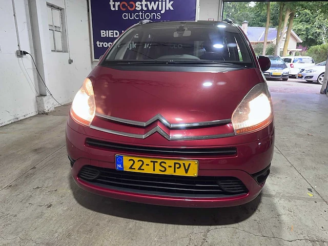 Citroen - grand c4 picasso - 1.8-16v ambiance 7p. - 22-ts-pv - afbeelding 17 van  19