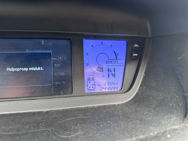 Citroen - grand c4 picasso - 2.0-16v ambiance 7p. - 47-gzl-4 - afbeelding 15 van  15