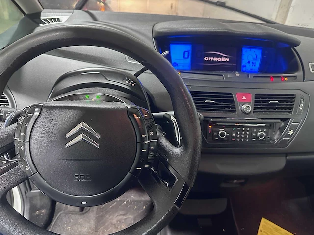 Citroen - grand c4 picasso - 2.0-16v ambiance 7p. - 94-zg-gn - afbeelding 2 van  22
