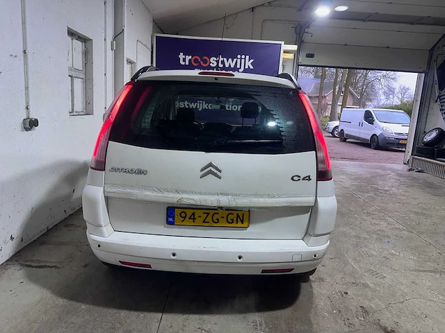 Citroen - grand c4 picasso - 2.0-16v ambiance 7p. - 94-zg-gn - afbeelding 17 van  22