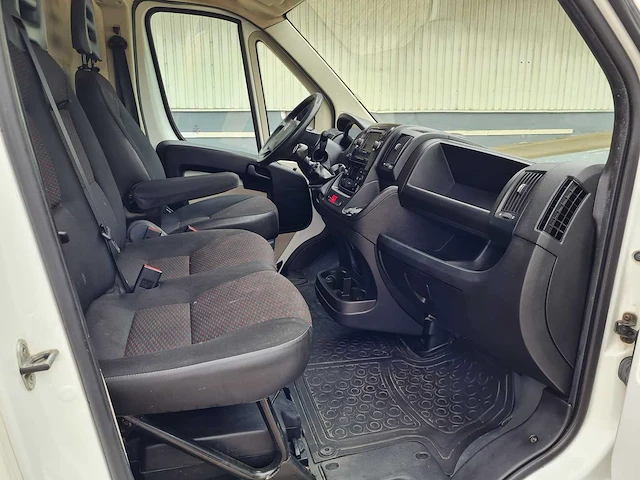 Citroen - jumper - belgie - 2017 - afbeelding 14 van  16