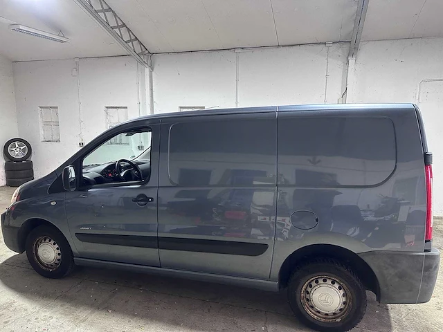 Citroen - jumpy - 10 1.6 hdi l1 h1 - 83-vgf-3 - afbeelding 9 van  16