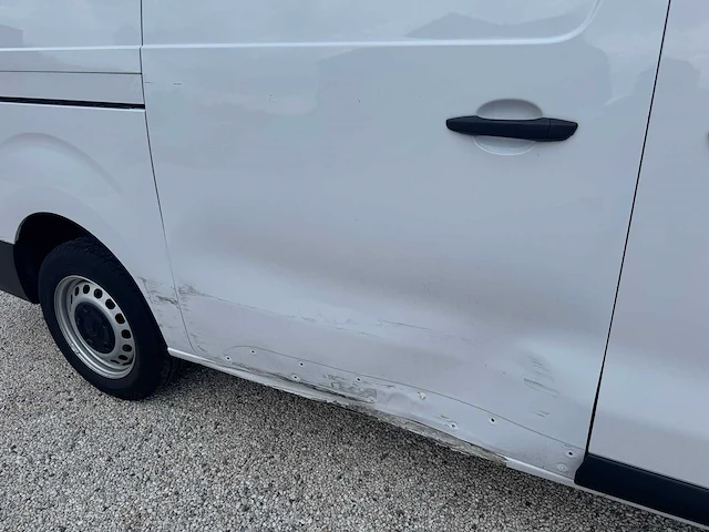 Citroen - jumpy - 2.0 bluehdi l2 - vxn-44-l - 2023 - afbeelding 17 van  25