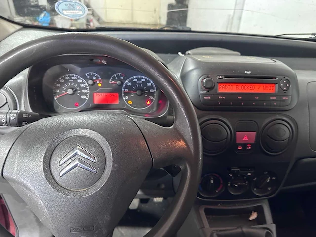 Citroen - nemo - 1.4 hdi - 7-vbp-70 - afbeelding 2 van  19