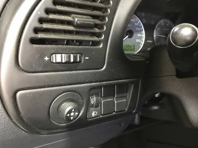 Citroen - xsara - 1.4i différence 2 - 87-nd-rn - afbeelding 3 van  21