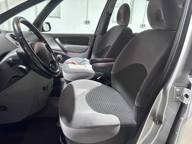 Citroen - xsara picasso - 1.6i-16v caractère - 52-xd-hk - afbeelding 3 van  18