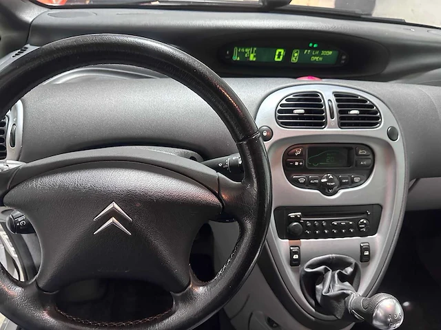 Citroen - xsara picasso - 1.6i-16v caractère - 52-xd-hk - afbeelding 17 van  18