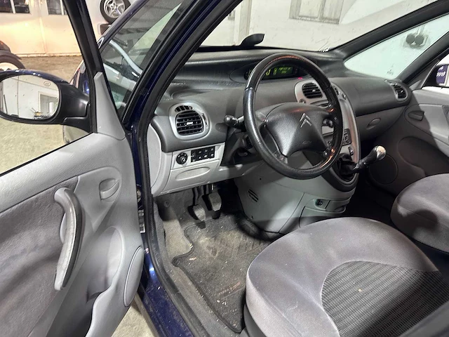 Citroen - xsara picasso - 1.6i-16v image - 30-gsv-5 - afbeelding 18 van  18