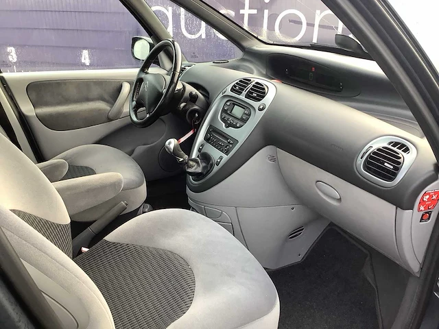 Citroen - xsara picasso - 1.6i-16v prestige - personenauto - afbeelding 10 van  14