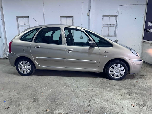 Citroen - xsara picasso - 1.8i-16v image - 55-pr-zx - afbeelding 16 van  19