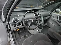 Citroen - xsara picasso - 1.8i-16v image - 55-ps-jk - 2004 - afbeelding 6 van  21