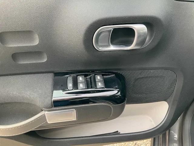 Citroen 1.2 shine 2020 climat control carplay parkeersensor cruise control, h-454-zz - afbeelding 8 van  21