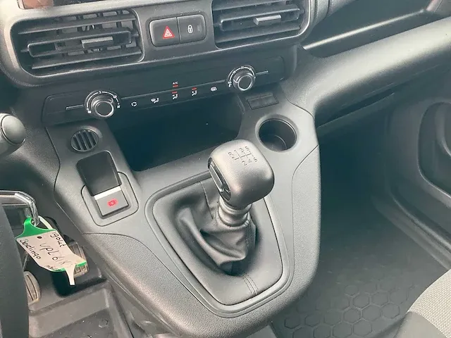 Citroen 1.5 bluehdi club 2022 airco cruise control carplay pdc dab, vpl-61-k - afbeelding 7 van  24