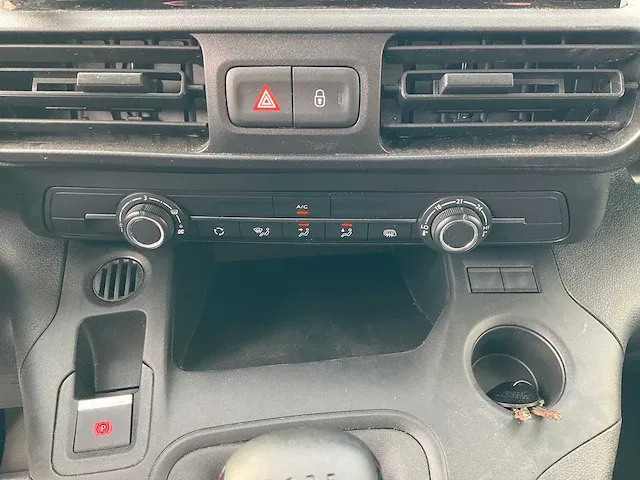 Citroen 1.5 bluehdi club 2022 airco pakeersensor carplay dab, vpr-87-b - afbeelding 8 van  24
