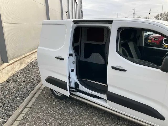 Citroen 1.5 bluehdi club 2022 airco pakeersensor carplay dab, vpr-87-b - afbeelding 17 van  24