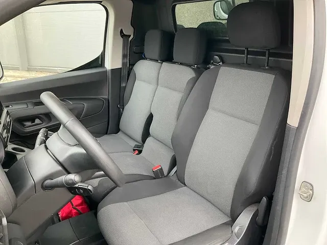 Citroen 1.5 bluehdi club bedrijfswagen 2020 airco 3 zitplaatsen carplay, vff-72-f - afbeelding 4 van  30