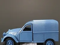 Citroen 2cv fourgonnette blauw - afbeelding 2 van  5